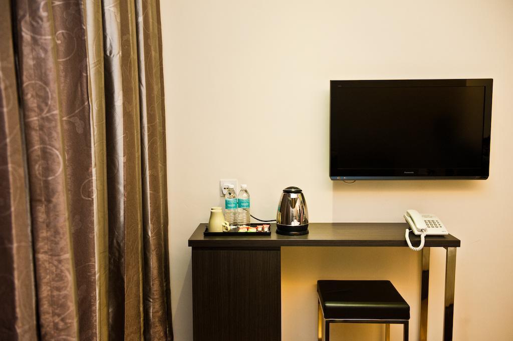 Starz Hotel Keluang Cameră foto