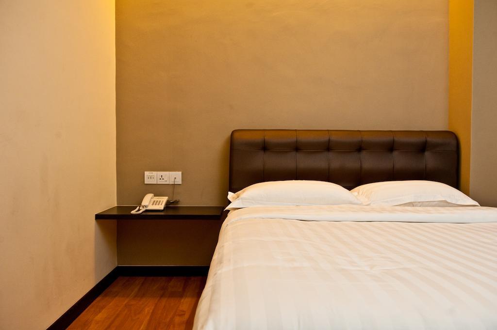 Starz Hotel Keluang Cameră foto